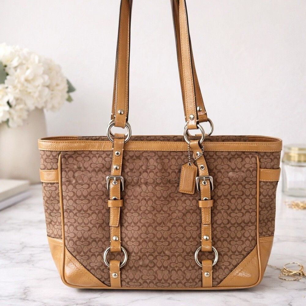 Vintage Coach Signature Gallery Tote Y2K Buckle Tan Patent Leather Trim Bag